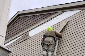 Siding Removal and Disposal in Ore City, TX